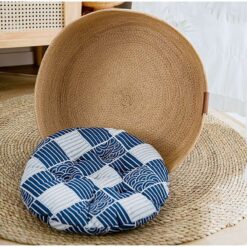 Japanese rattan cat bed with pillow