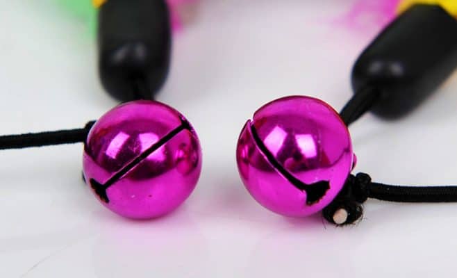 Feather rod for cat with bells